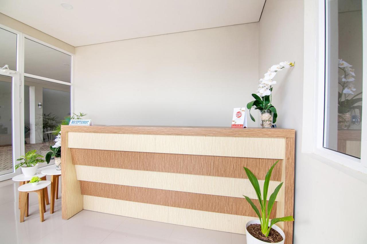 Oyo 2816 Privato Suite Kembaran Exterior foto